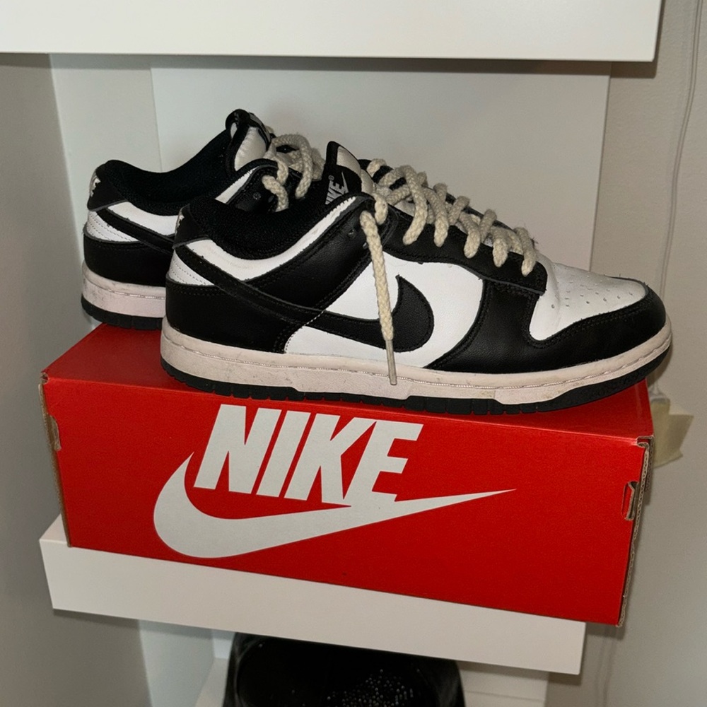 Nike Dunk Low Big Kids' Shoes black & white. Big kid size great cond